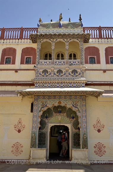 07 City-Palace,_Jaipur_DSC5202_b_H600
